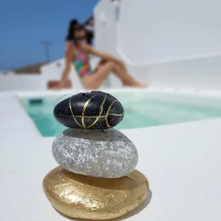 Gk Santorini Art Appartement